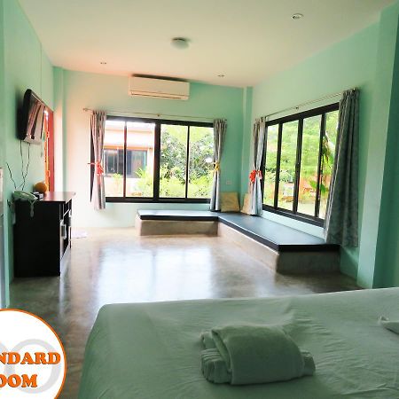 10 Billion Resort Samut Songkhram Exteriör bild